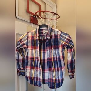 BOYS GAP KIDS long sleeve button up size S (regular)